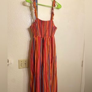 Torrid 1X crinkle gauze bodice dress. Multicolored.